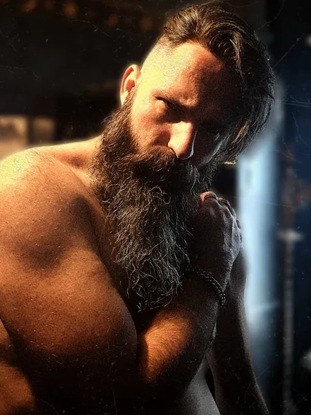 Rowan the Broken