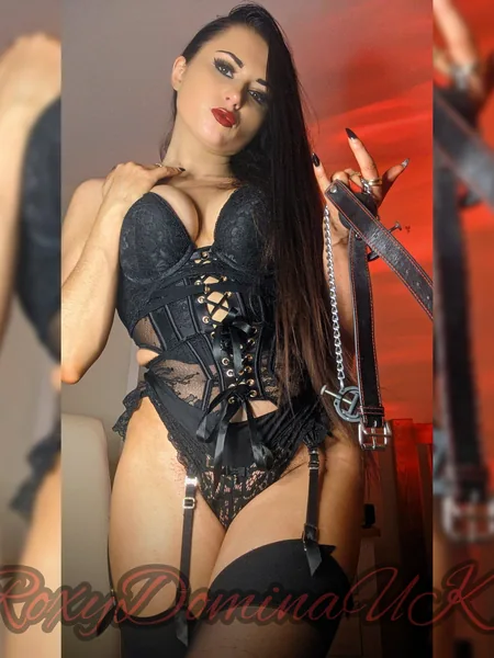 RoxyDominaUK
