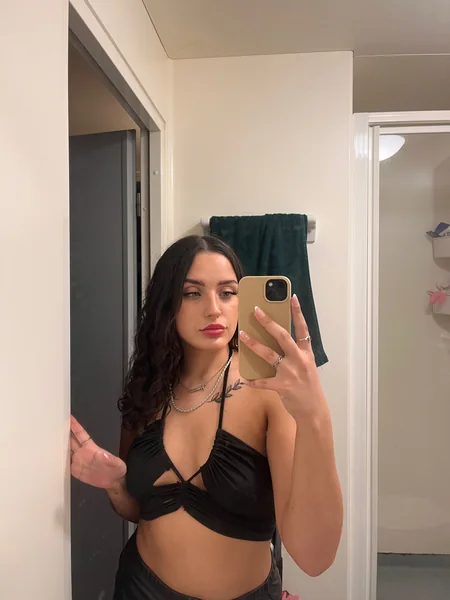 Roxy Jade