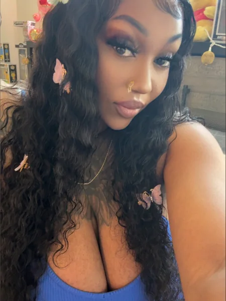 RoyalDoll