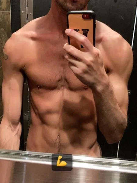 Ryan R
