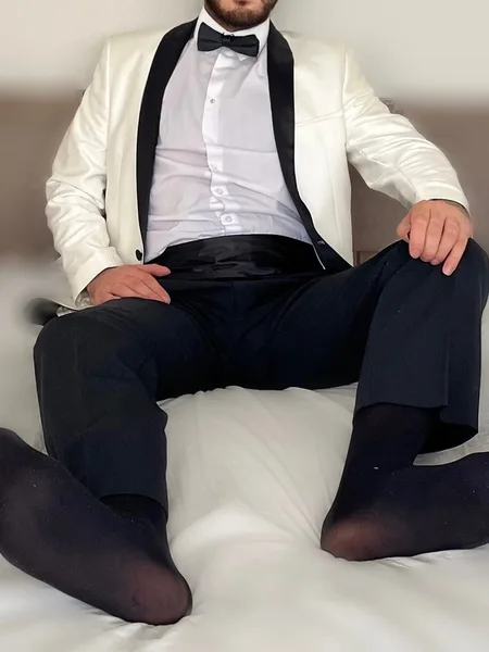 Suited Sammy