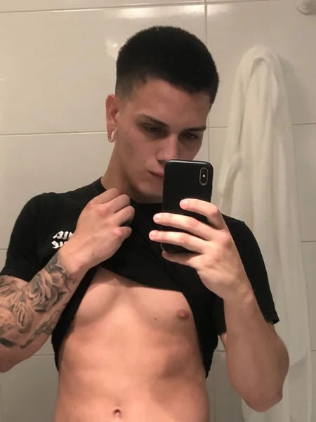 Santi Becker