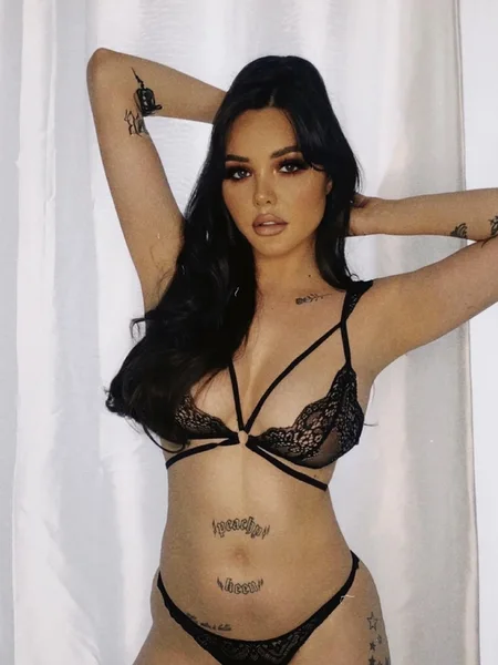 Too cute for porn 🥺 Sezzle 🐰