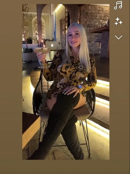 Savanna Snow
