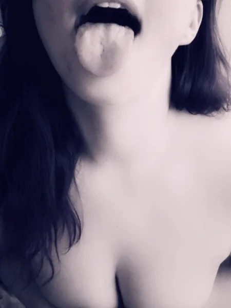 Scarlet G