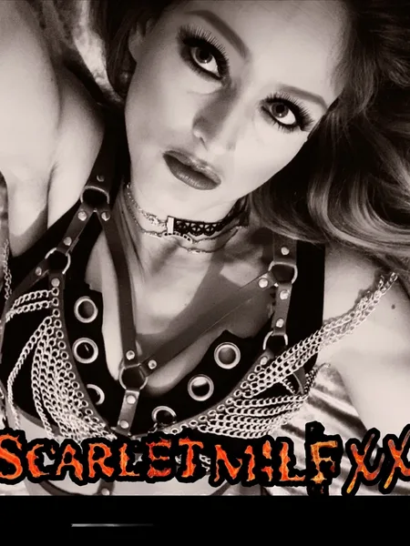scarletmilfxx