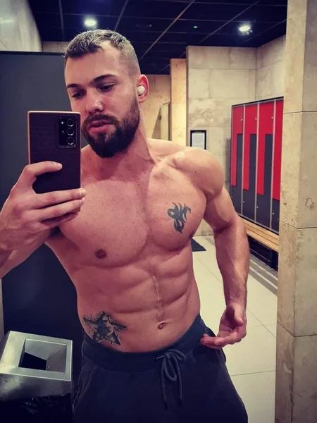 Adonis