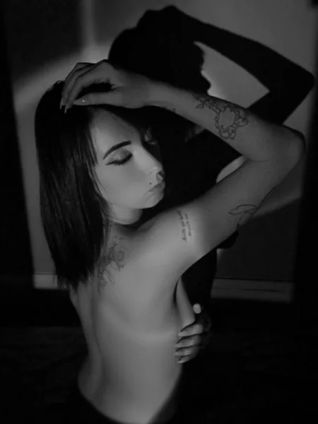 𝓡𝓪𝓿𝓮𝓷 🖤