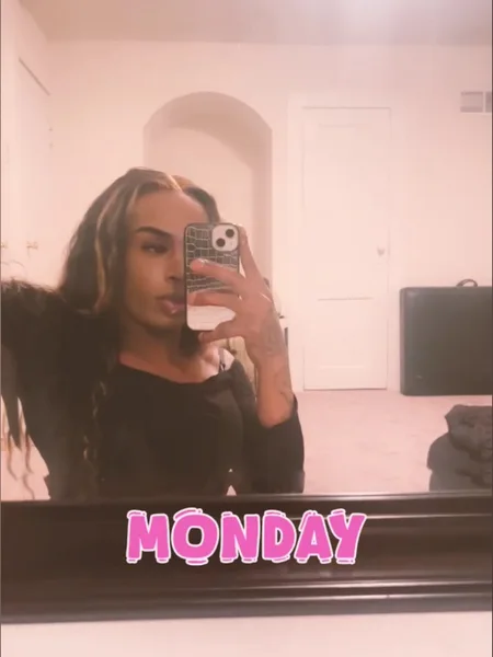 Miss_lovelyRedd