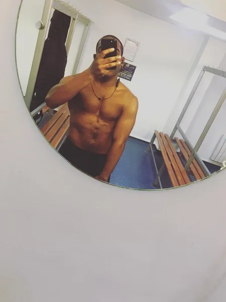 LR