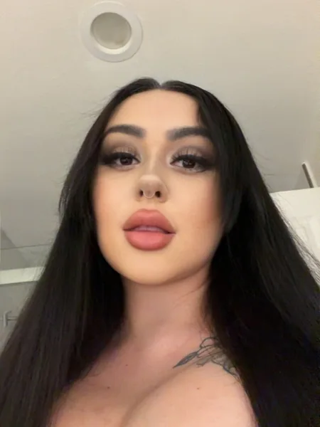 Avyanna Rosé