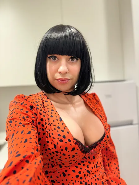 Sisi_Lola69
