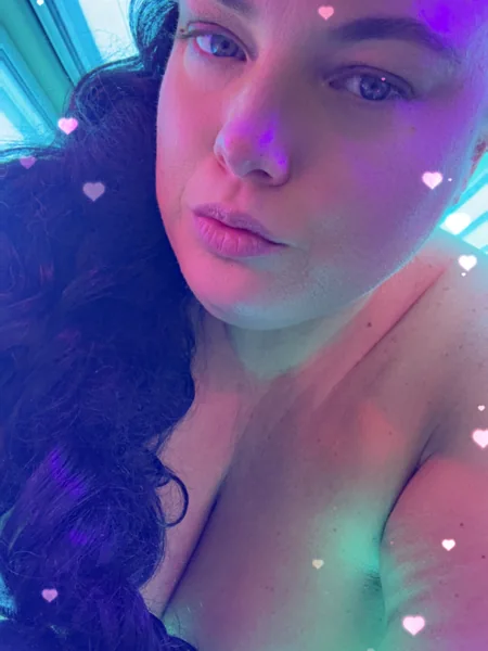 SEXY TAN AMY
