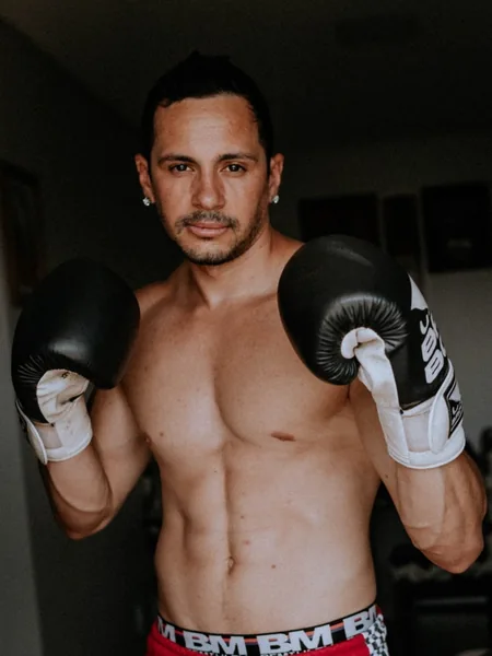 Soares
