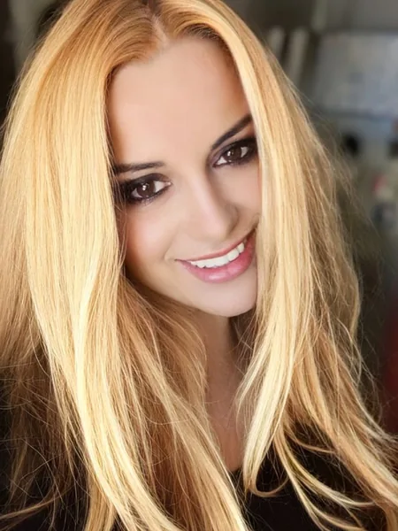 SofiaBlonde25