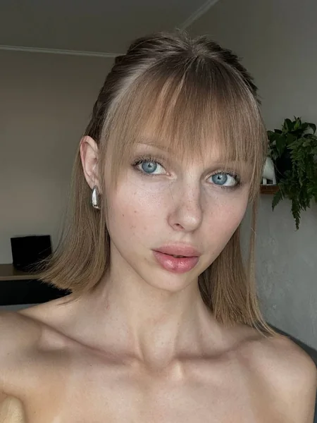 ★ミ 🩷 Sofia Miller 🩷彡★