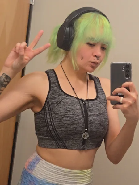SpookyGirl69
