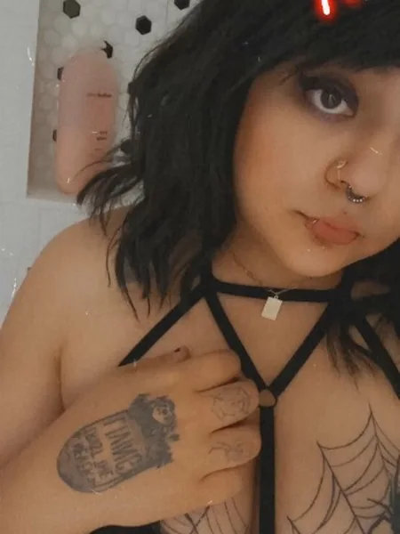 Spooky Jolene