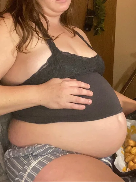 Stoner Belly Babe