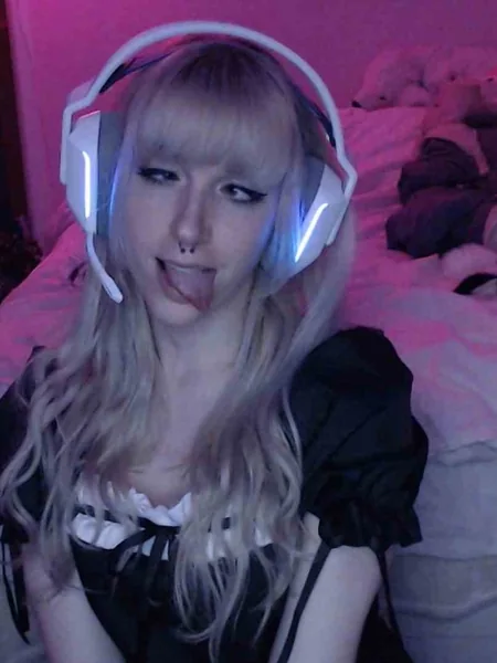 Stella Snow