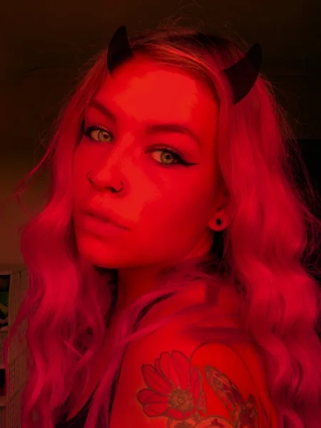 𝑺𝒕𝒆𝒗𝒊𝒆 𝑴𝒐𝒏𝒔𝒕𝒆𝒓