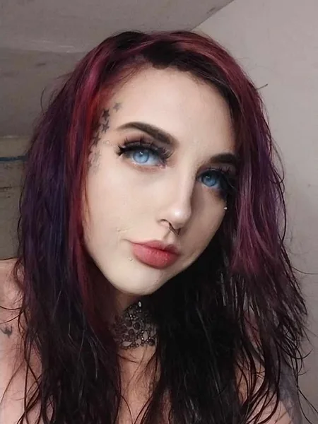 Baby goth avatar
