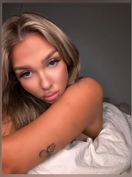 heidi 🖤