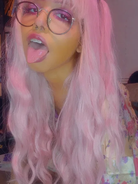 Miss Suge avery