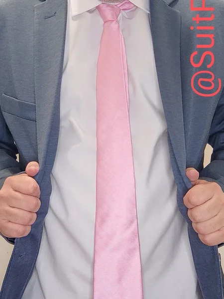 SuitPervert