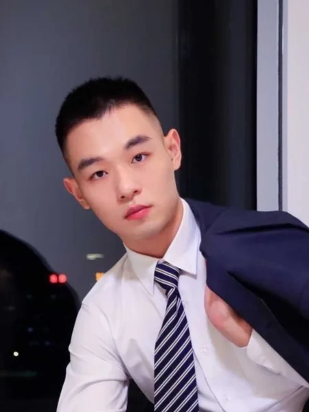 新鮮社畜🔞 未滿18歲不得觀賞