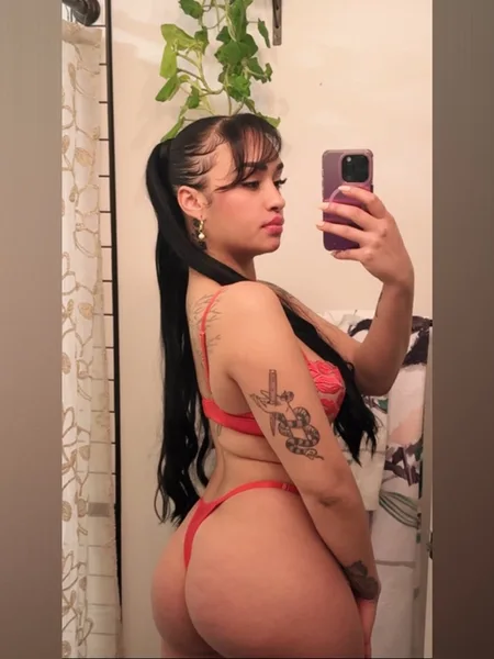 Michele 🍬 avatar