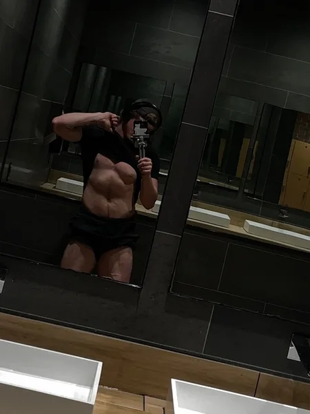 Sexy_and_Strong