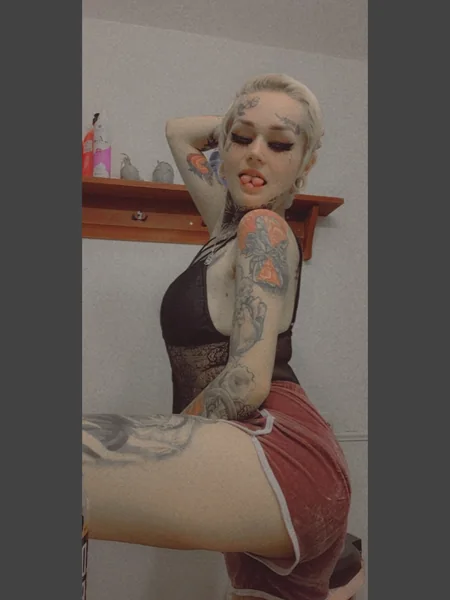tatted lil baby 💞