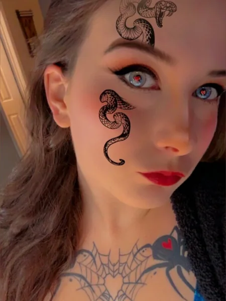 TattedLezBabe
