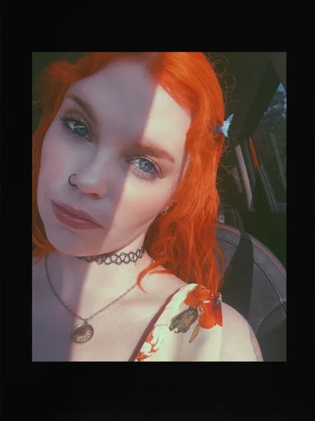 Gwen (FREE) ❤️💋😜