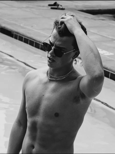 Taylor Caniff