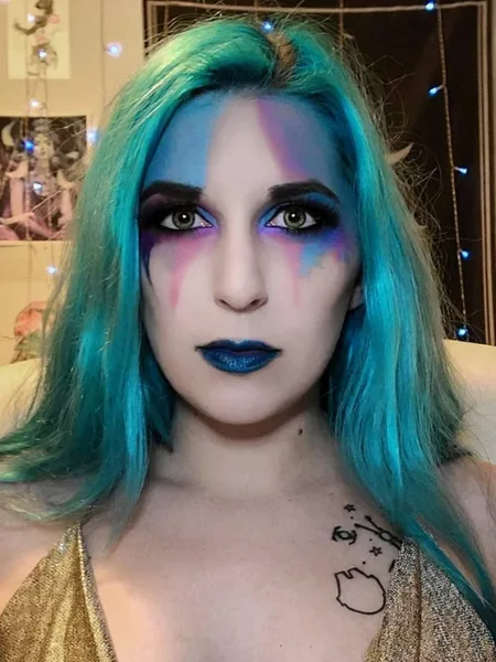 Tea Rex Queen