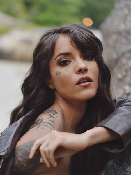 THAIZ SUICIDE