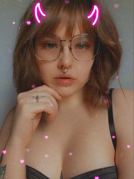 That.weird.girl.autumn