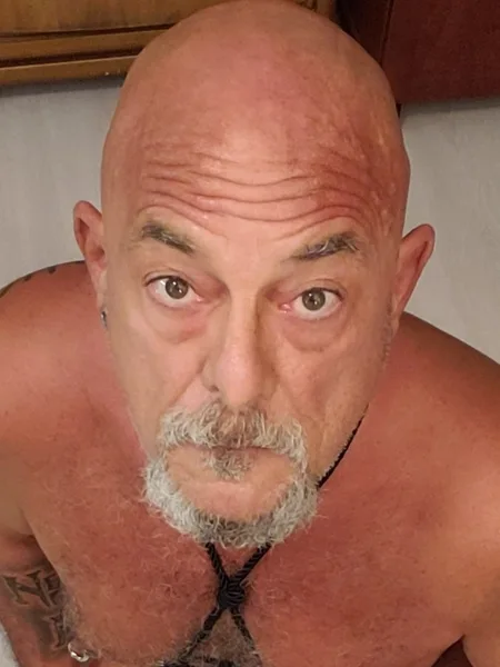 Nudeyogapirat