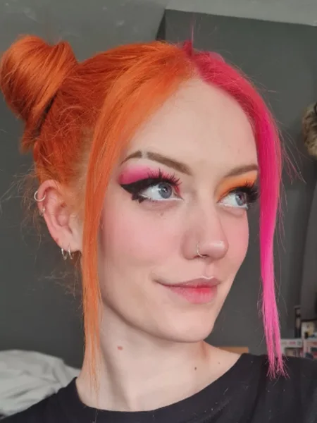 PINKIE ♀️👅👄