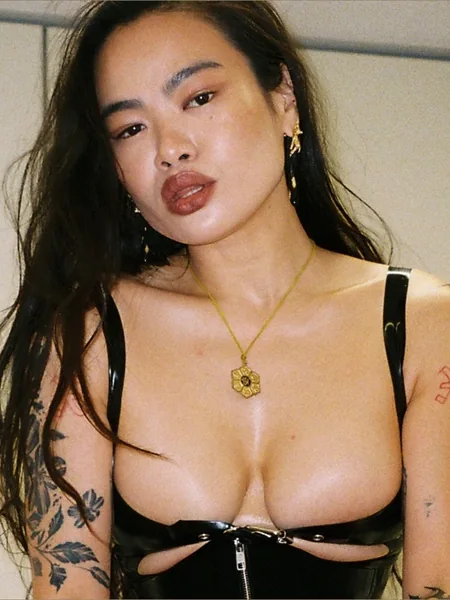 Thea X - femdom, findom