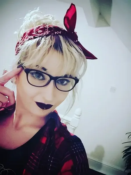 Thealtgirlnextdoor