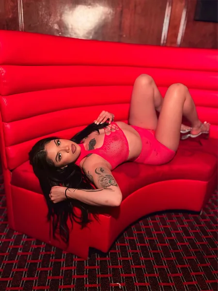 YASMINE