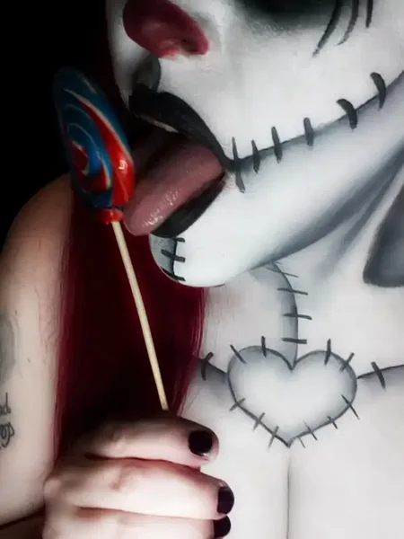 The Clown Girl