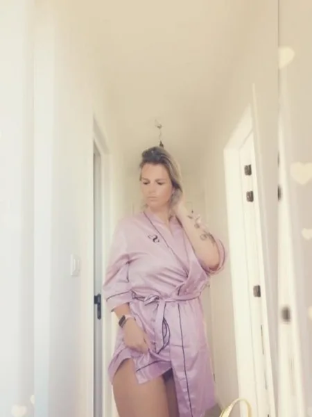The curvymom