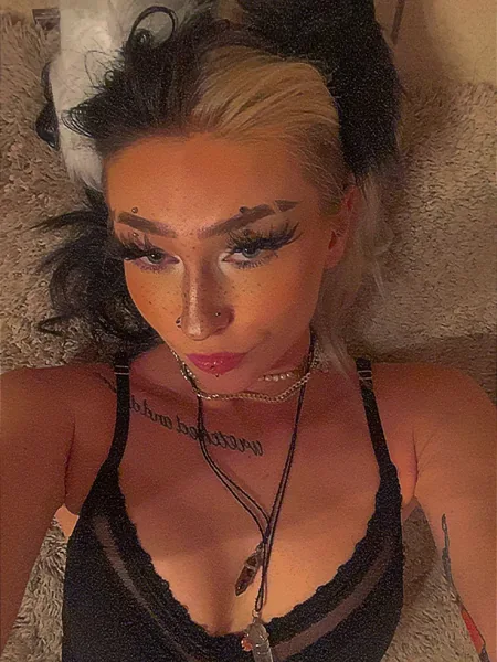 Layla Divine