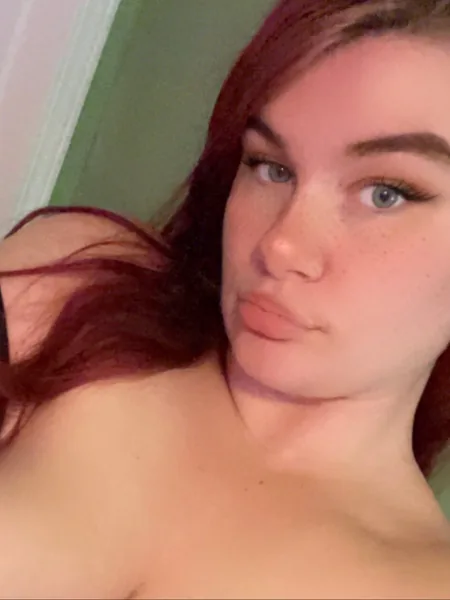 Ella Nicolez