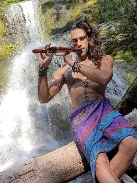The Fluid Druid